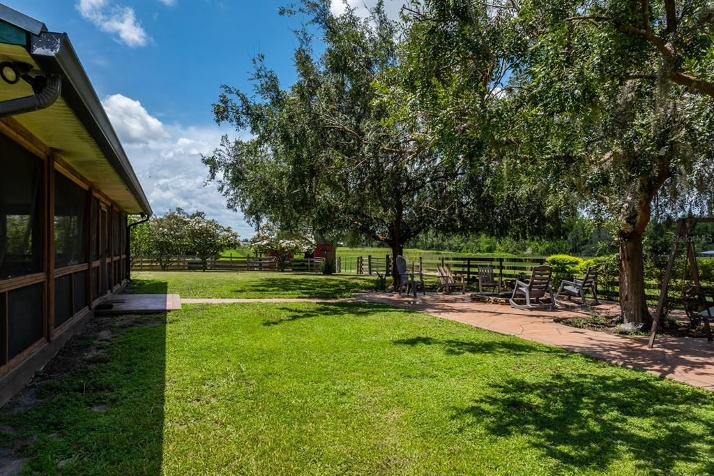 Backyard, Exterior