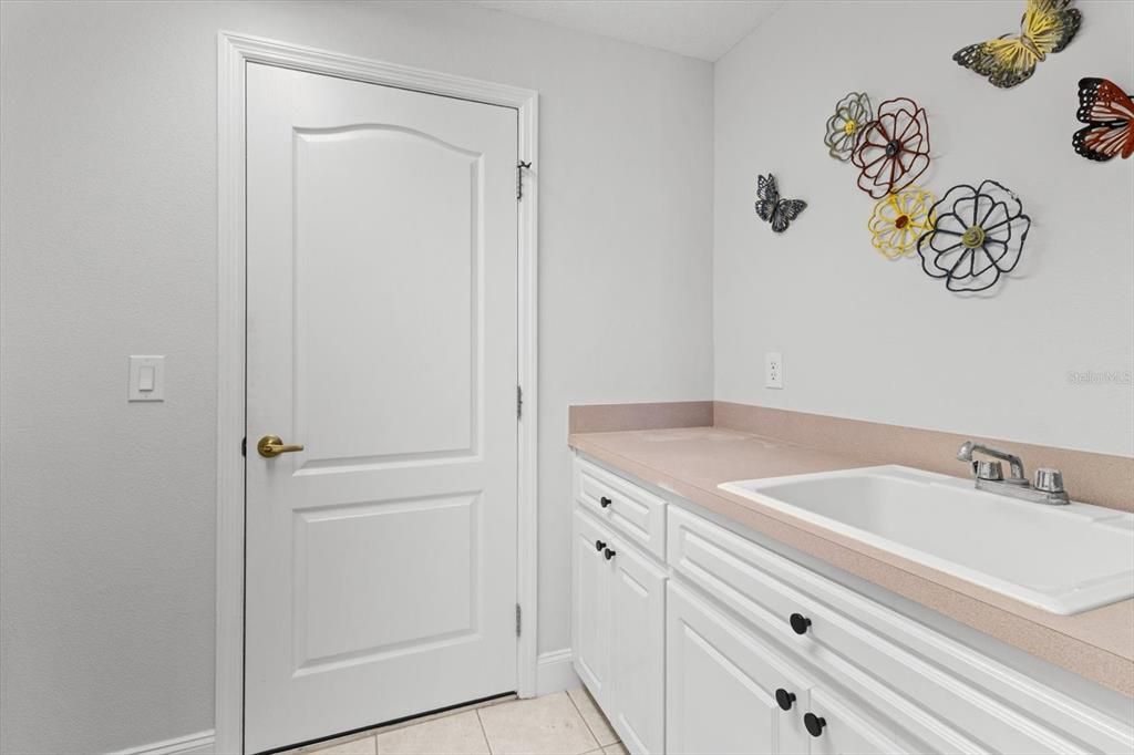 Bathroom, Interior