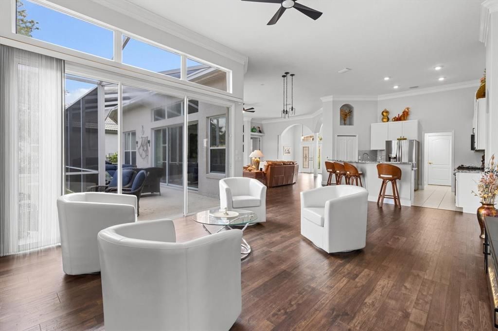 Interior, Kitchen, Living room, Pendant Lights, Recessed Lighting, Wood Texture Flooring