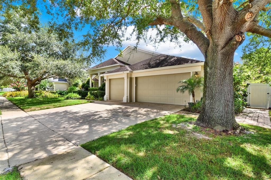 Detached Garage, Exterior