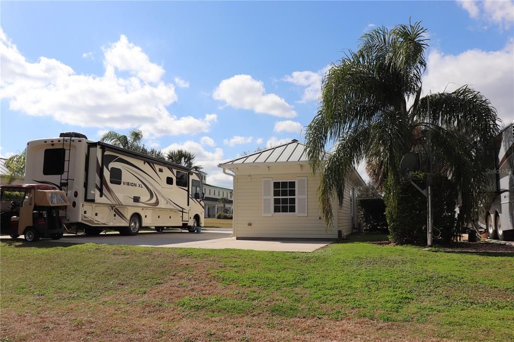 Backyard, Exterior