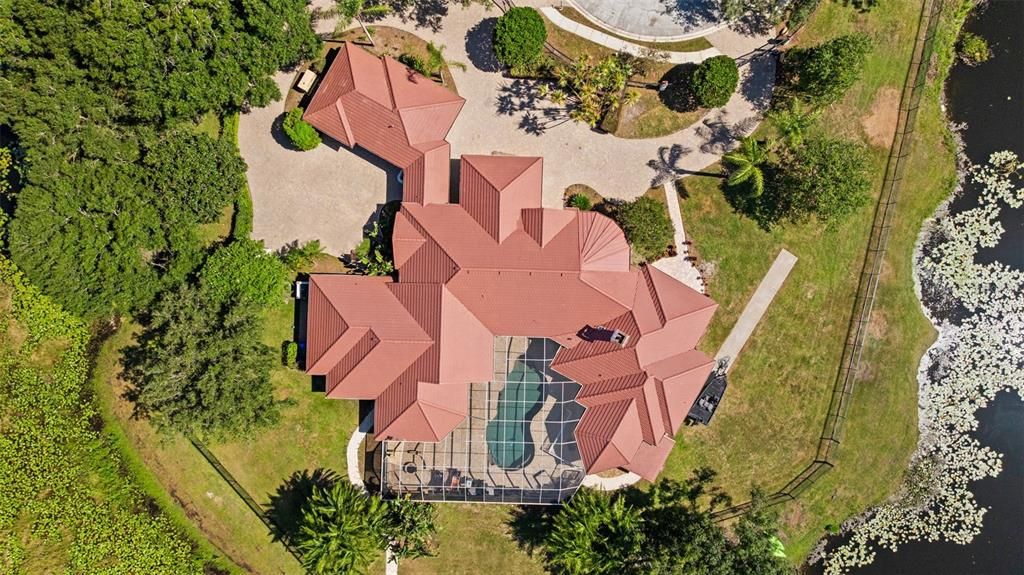 Exterior, Drone