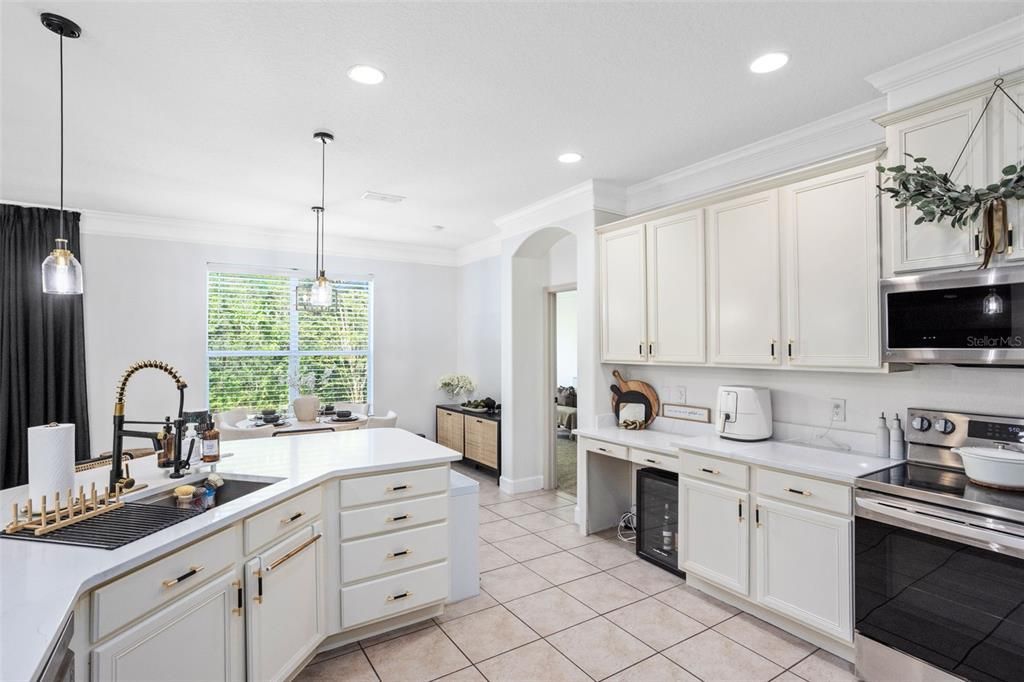 Interior, Kitchen, Pendant Lights, Recessed Lighting, Stainless Steel Appliances