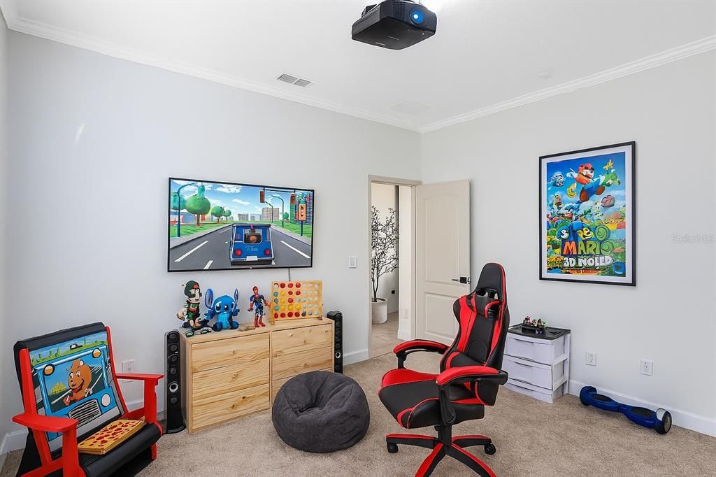 Home Office, Interior