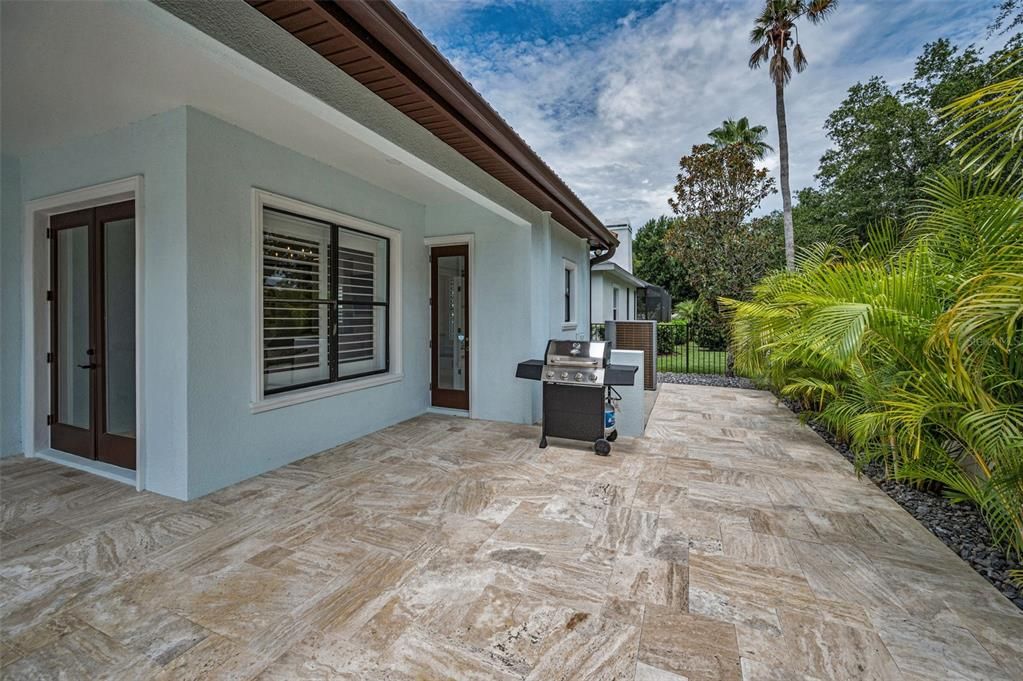 Exterior, Outdoor Kitchen