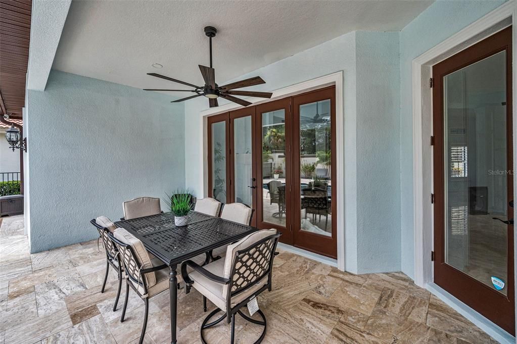 Dining room, Exterior