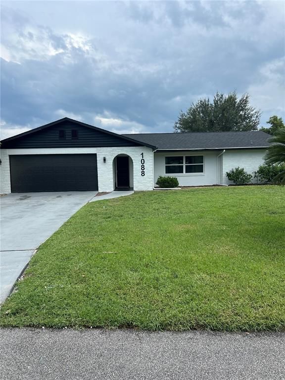 Attached, Backyard, Exterior, Facade, Ranch