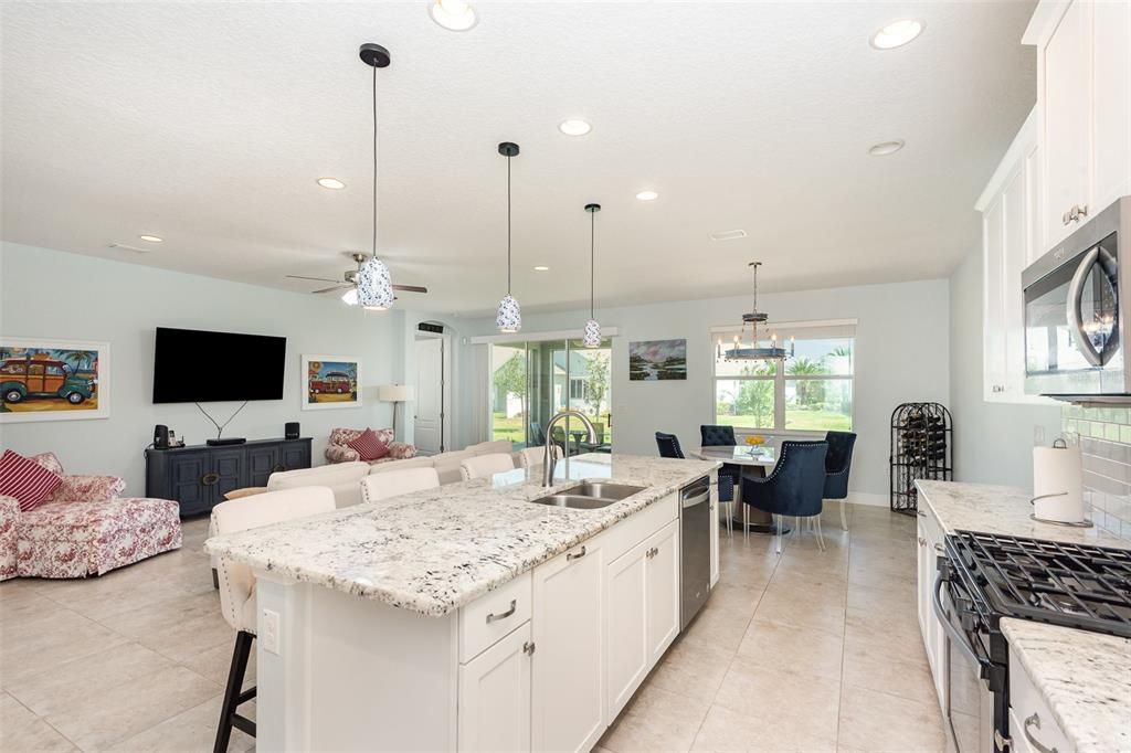 Dining room, Interior, Kitchen, Living room, Pendant Lights, Recessed Lighting