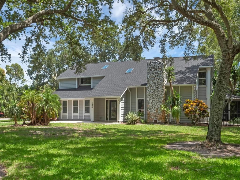 Backyard, Exterior, Facade, Ranch