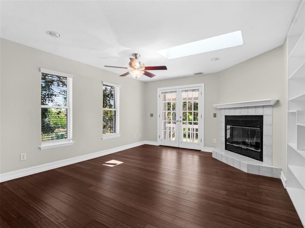 Empty room, Fireplace, Interior, Wood Texture Flooring