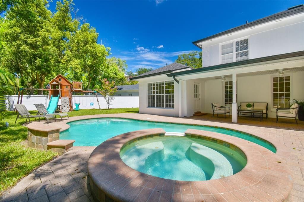 Exterior, Playground, Pool