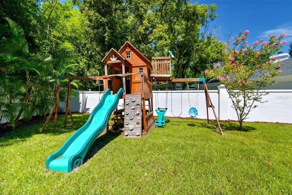 Backyard, Exterior, Playground