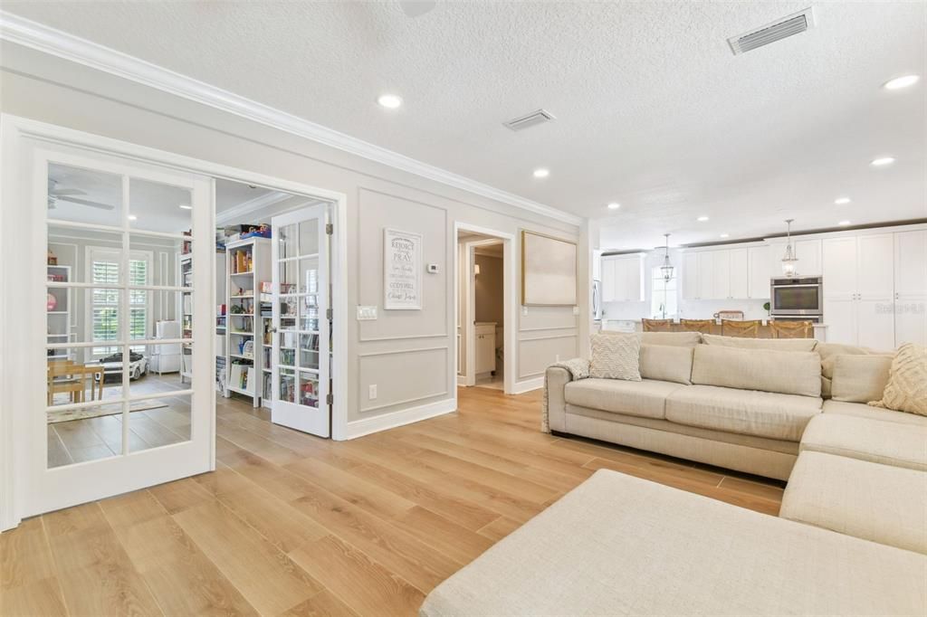 Interior, Kitchen, Living room, Pendant Lights, Recessed Lighting, Wood Texture Flooring