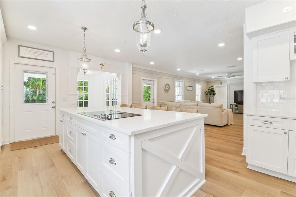 Interior, Kitchen, Living room, Pendant Lights, Recessed Lighting, Wood Texture Flooring