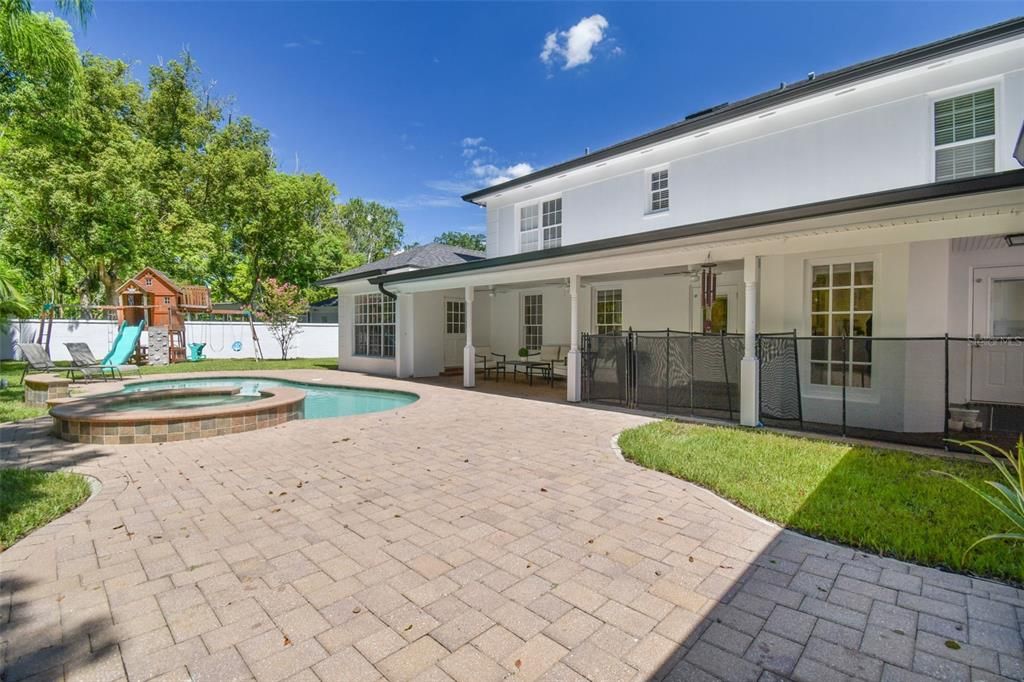 Exterior, Playground, Pool