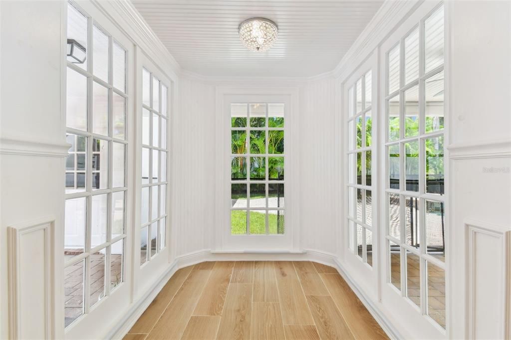 Interior, Sun Room, Wood Texture Flooring
