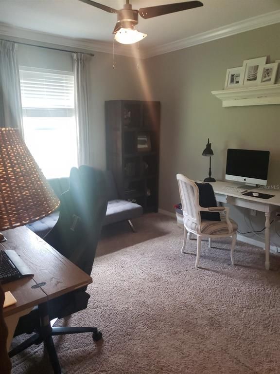 Home Office, Interior
