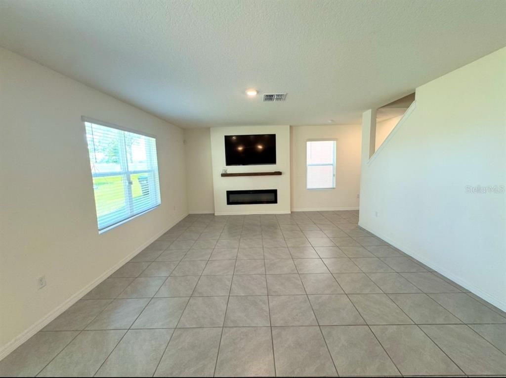 Empty room, Fireplace, Interior, Recessed Lighting