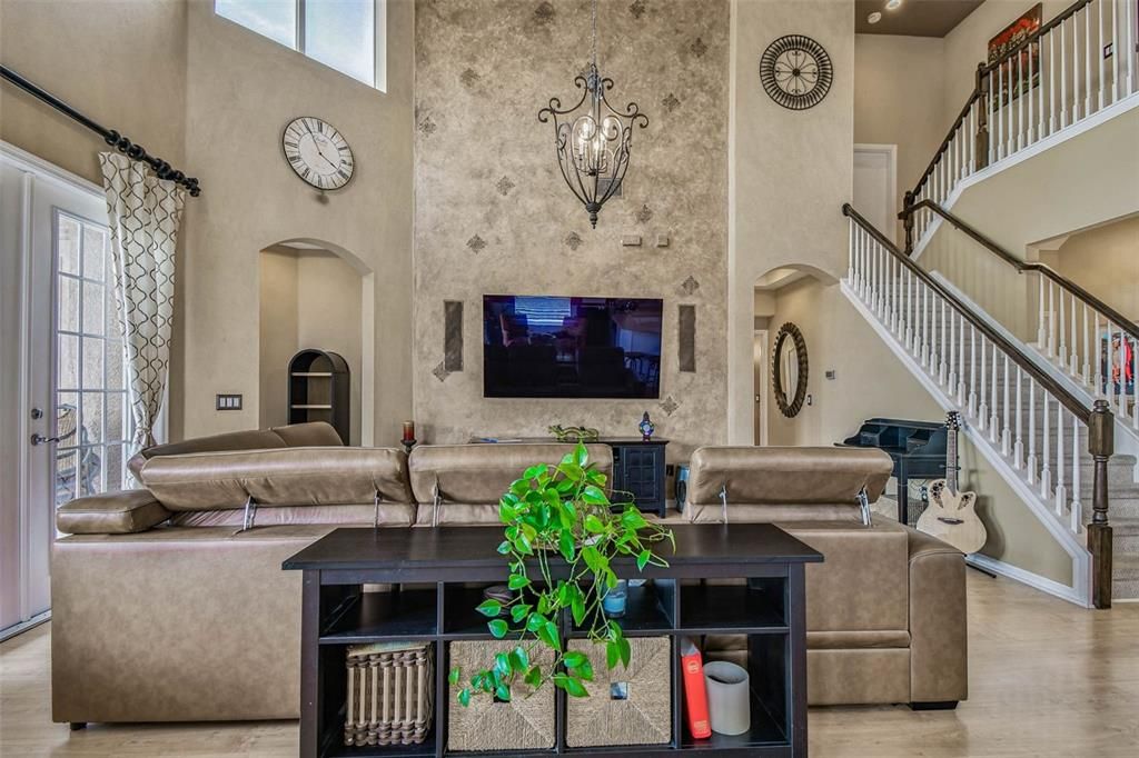 Chandelier, Interior, Living room, Wood Texture Flooring