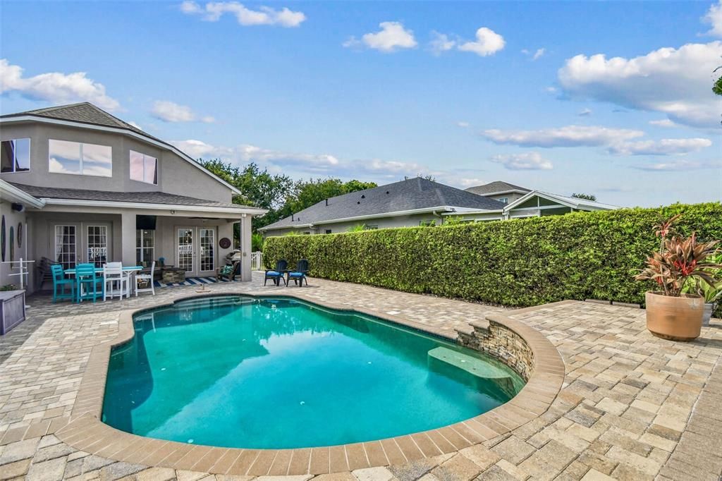 Exterior, Pool