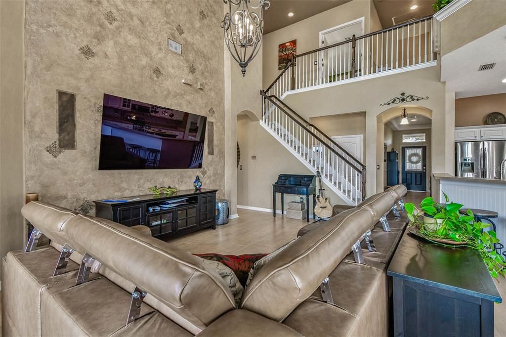 Chandelier, Fireplace, Interior, Living room, Pendant Lights, Recessed Lighting