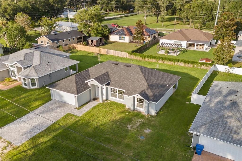 Exterior, Drone