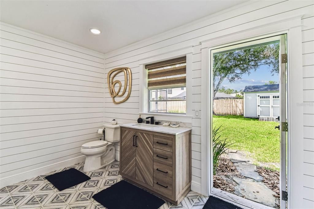 Bathroom, Interior, Recessed Lighting