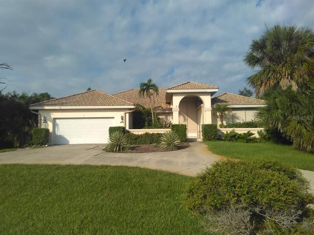 Attached, Backyard, Exterior, Facade, Mediterranean