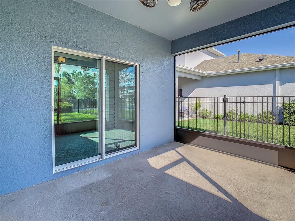 Empty room, Interior, Sun Room