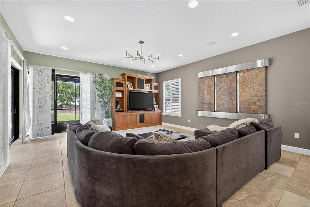 Interior, Living room, Pendant Lights, Recessed Lighting