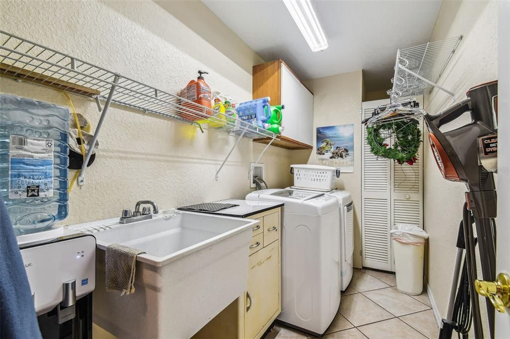 Interior, Washer