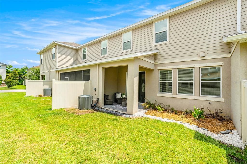 Backyard, Exterior