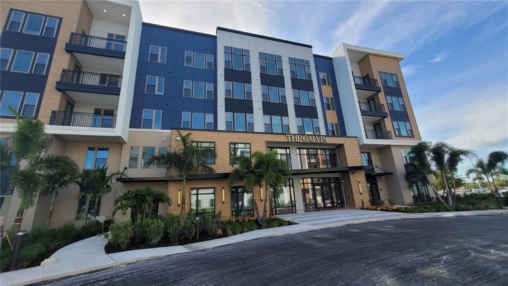Exterior, Facade, Condo Building