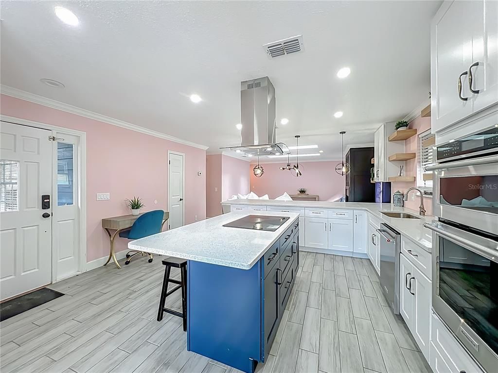 Interior, Kitchen, Pendant Lights, Recessed Lighting, Wood Texture Flooring