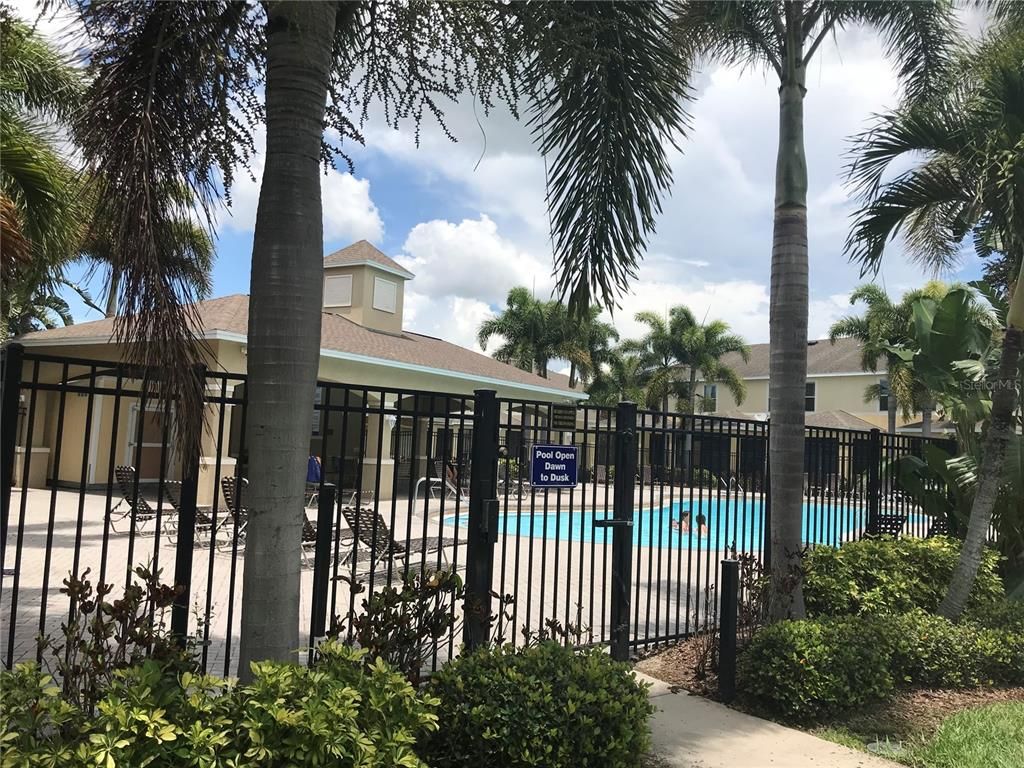 Exterior, Pool