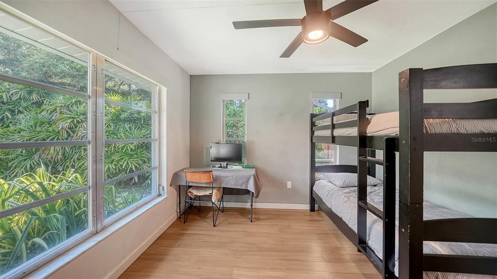 Bedroom, Home Office, Interior, Wood Texture Flooring