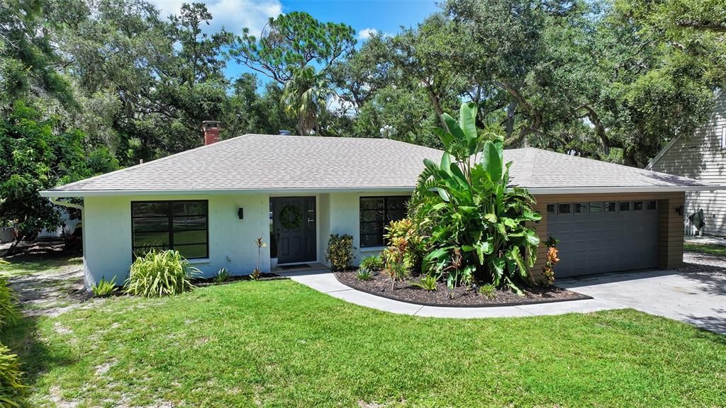 Attached, Backyard, Exterior, Facade, Ranch