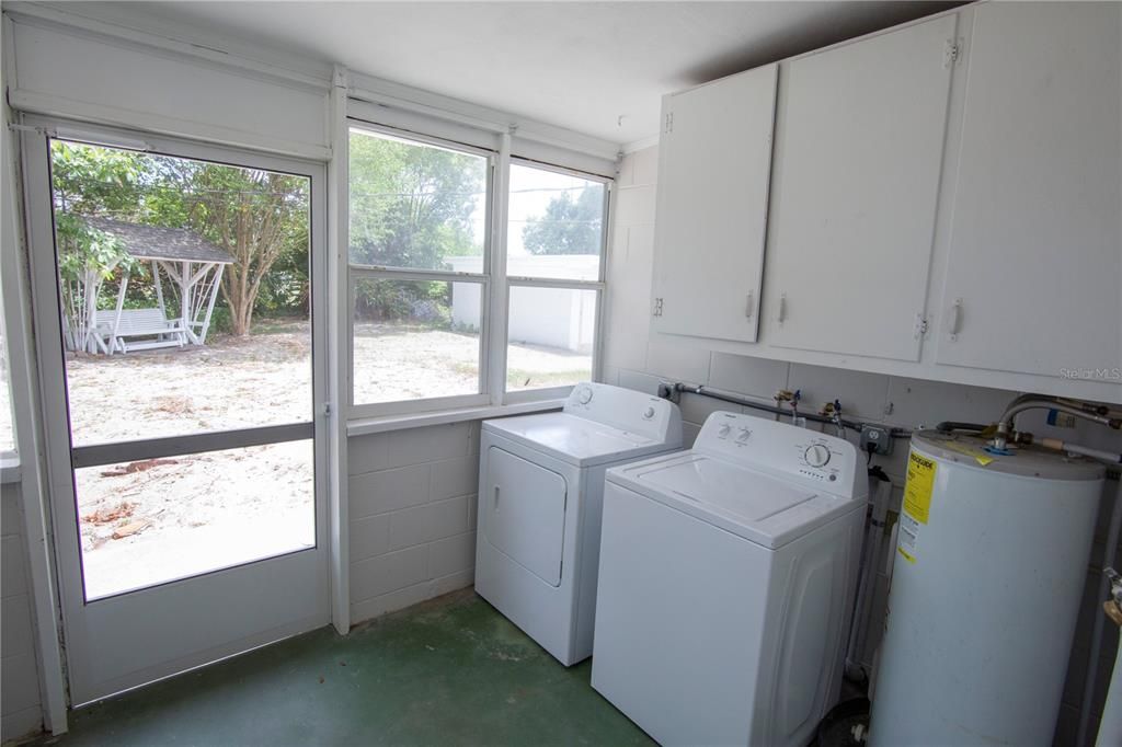 Interior, Washer