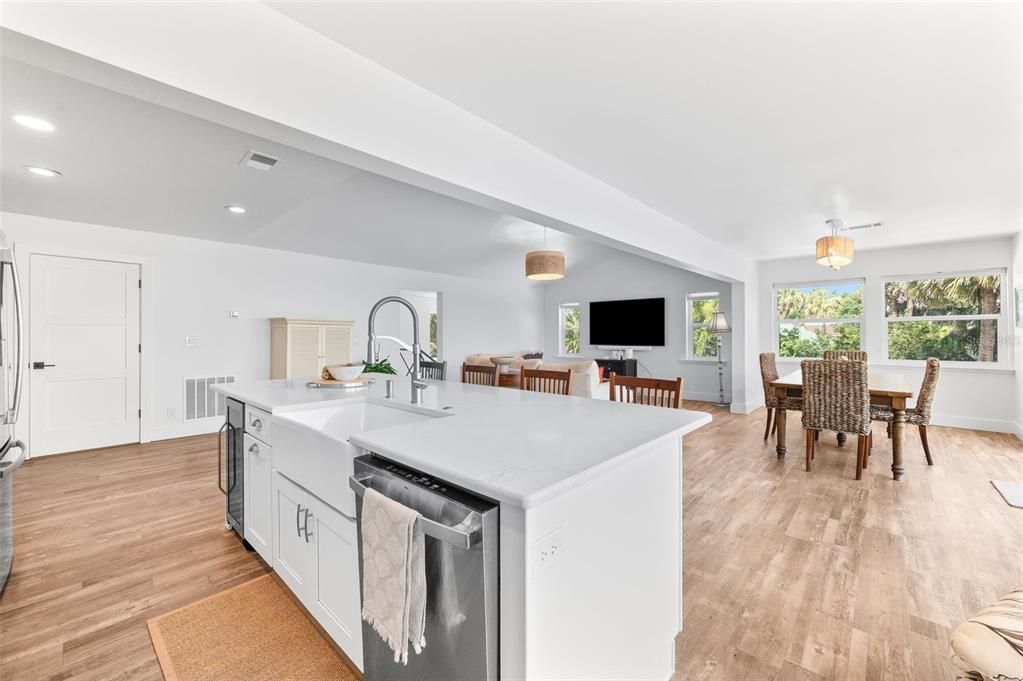 Dining room, Interior, Kitchen, Recessed Lighting, Wood Texture Flooring