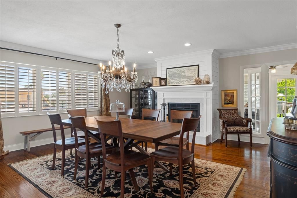 Chandelier, Dining room, Fireplace, Interior, Recessed Lighting, Wood Texture Flooring