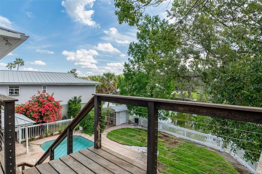 Backyard, Exterior