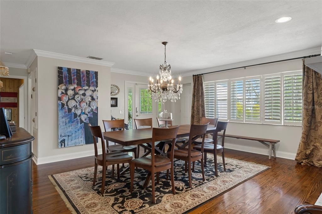 Chandelier, Dining room, Interior, Recessed Lighting, Wood Texture Flooring