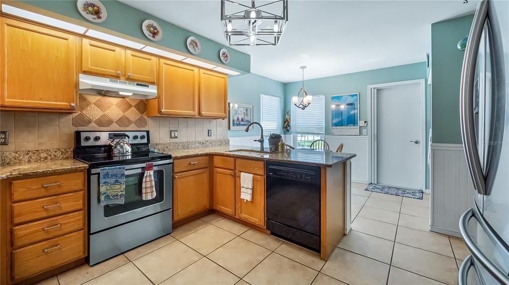 Dining room, Interior, Kitchen, Pendant Lights