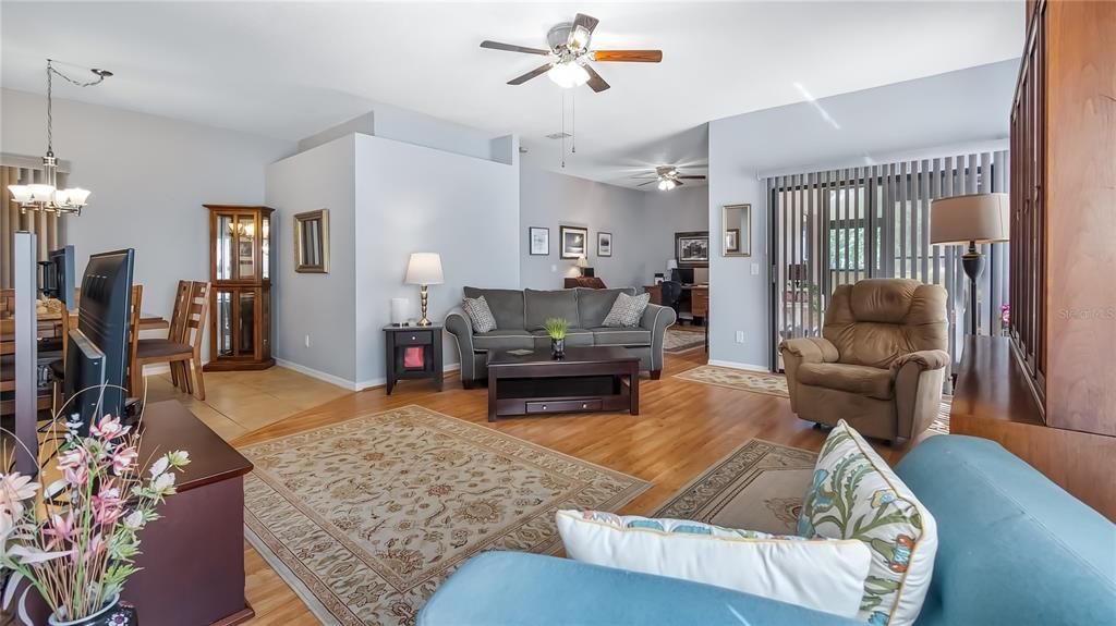 Interior, Living room, Pendant Lights, Wood Texture Flooring