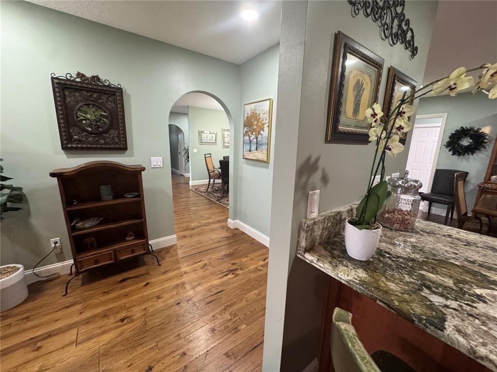 Interior, Recessed Lighting, Wood Texture Flooring