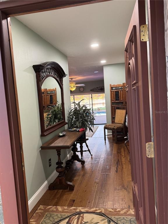 Interior, Recessed Lighting, Wood Texture Flooring