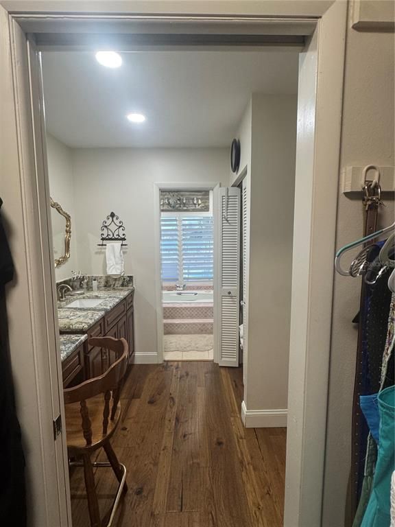 Interior, Recessed Lighting, Wood Texture Flooring