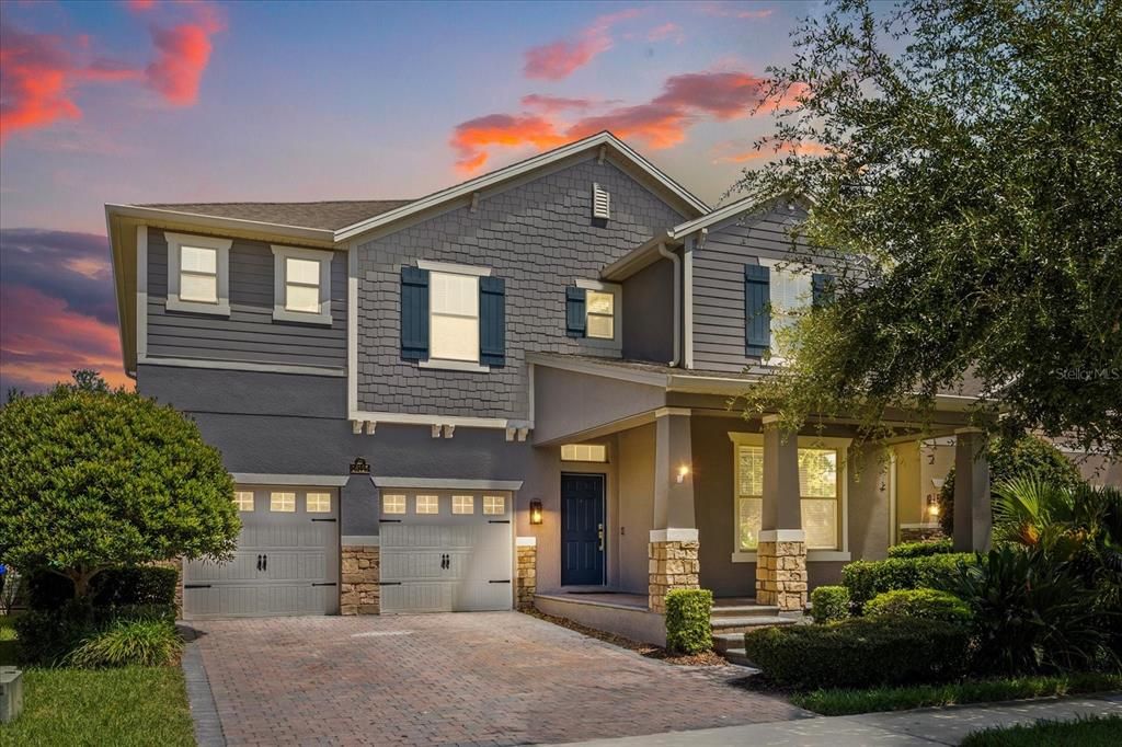 Attached, Exterior, Facade, Rowhouse