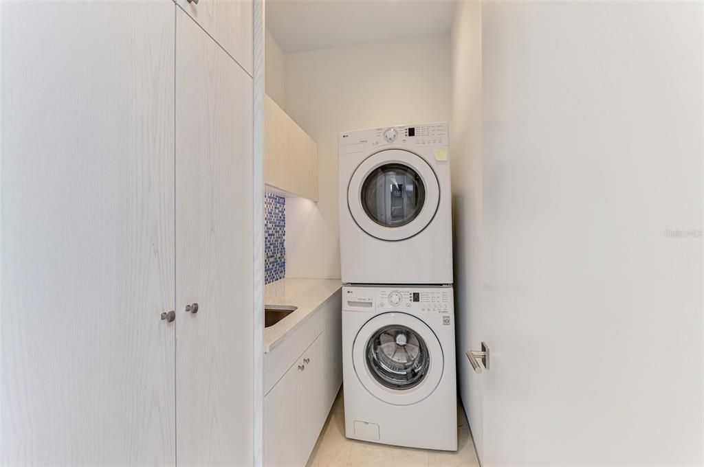 Interior, Utility Closets, Washer