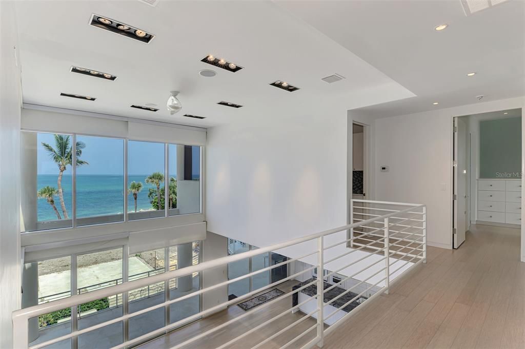 Interior, Recessed Lighting, Water, Wood Texture Flooring